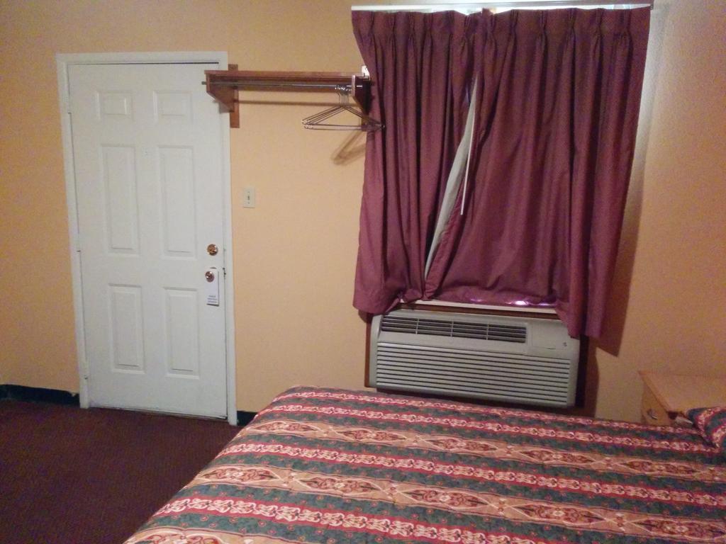 Budget Host Inn Gainesville Exterior foto